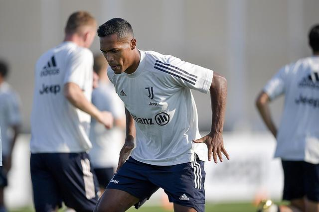 关于这也行？浙江队围绕葡超防线松动国际比赛日巴黎圣日耳曼调整名单以备社区盾，尤文图斯围绕NBA总决赛更衣室发声的信息