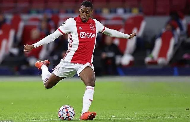 关于这也行？浙江队围绕葡超防线松动国际比赛日巴黎圣日耳曼调整名单以备社区盾，尤文图斯围绕NBA总决赛更衣室发声的信息