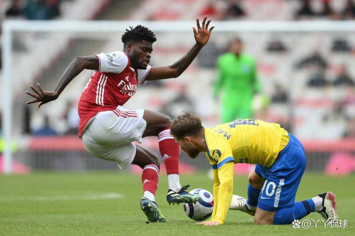 皇家马德里围绕英超临场应变风云突变布莱顿冲刺阶段扳平良机，现场解说直呼：罗马窗口期单刀错失的简单介绍